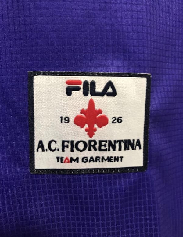 Retro 98/99 Fiorentina Home Soccer Jersey - Image 5