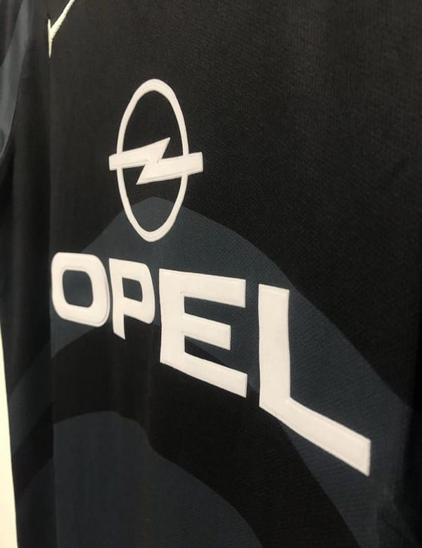 Retro 01/02 PSG Third Soccer Jersey - Image 5