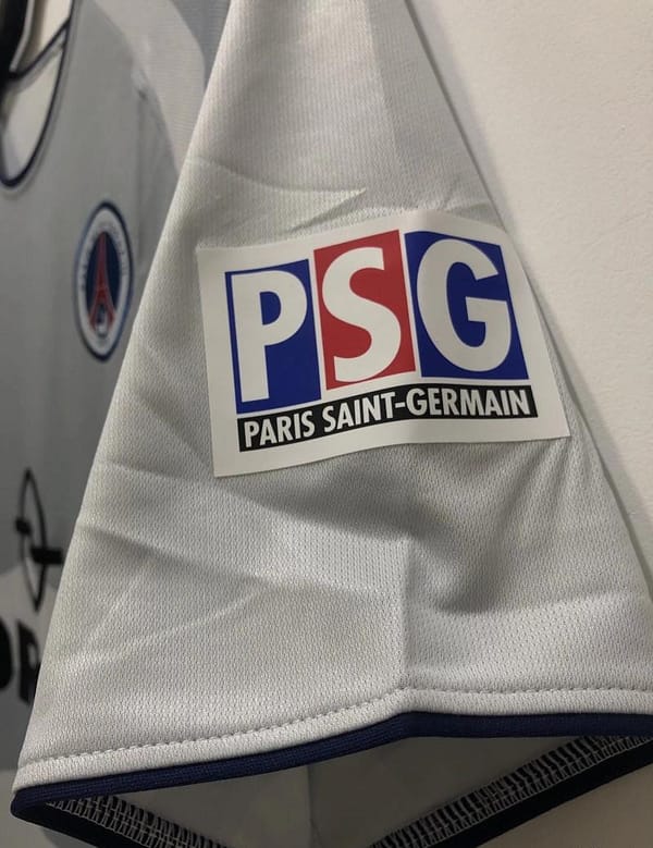 Retro 01/02 PSG Away Soccer Jersey - Image 5