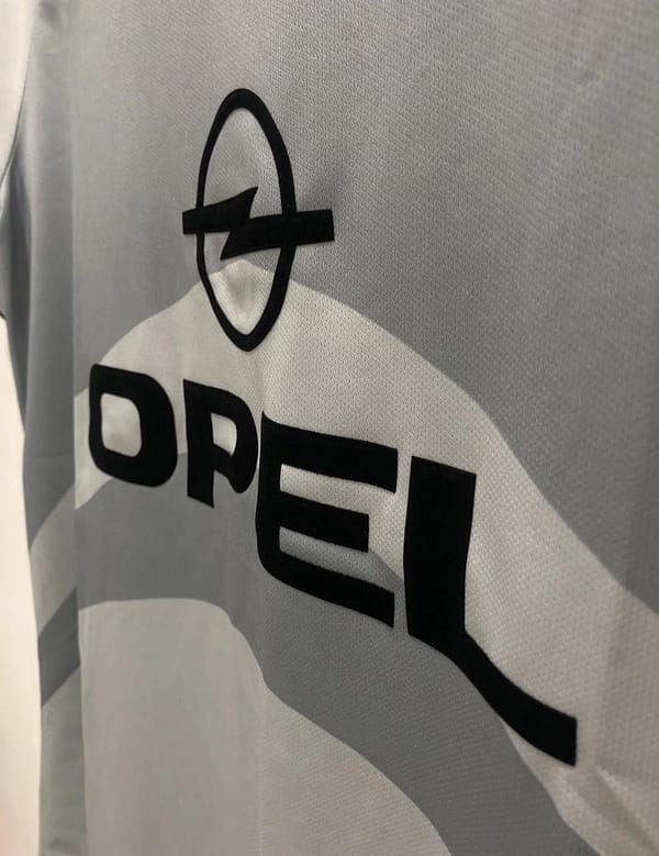 Retro 01/02 PSG Away Soccer Jersey - Image 7