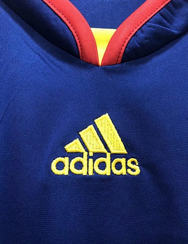 Retro 2010 Spain Away Soccer Jersey - Image 7