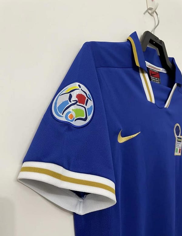 Retro 1996 Italy Home With 96 EURO Patch Soccer Jersey - Image 7