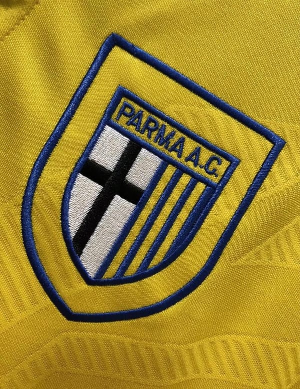 Retro 93/95 Parma Away Soccer Jersey - Image 2