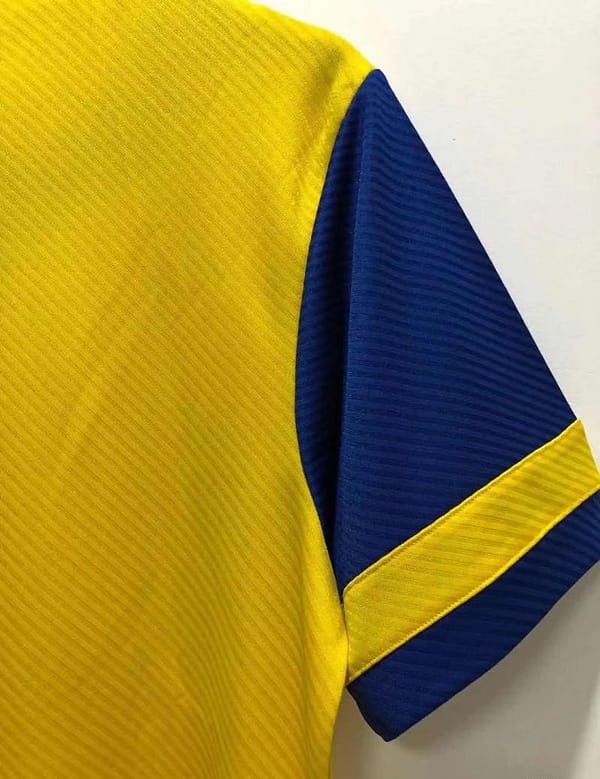 Retro 93/95 Parma Away Soccer Jersey - Image 3