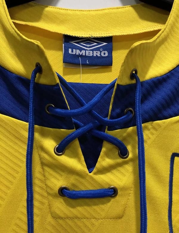 Retro 93/95 Parma Away Soccer Jersey - Image 4