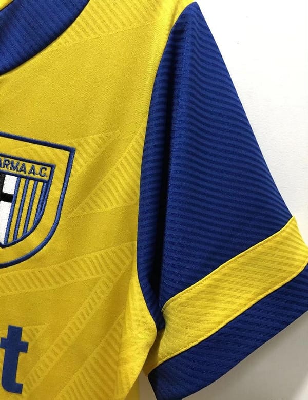 Retro 93/95 Parma Away Soccer Jersey - Image 7