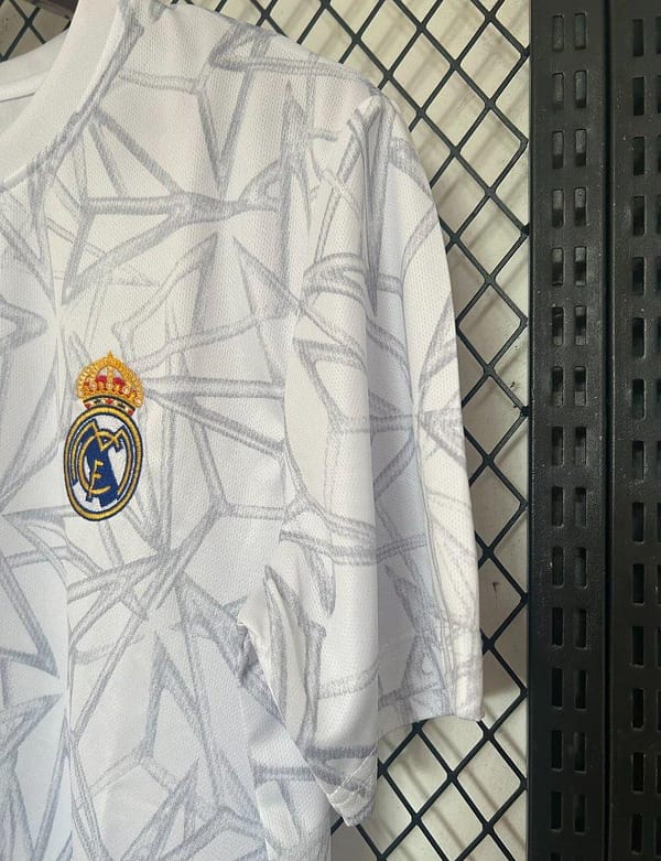 24/25 Real Madrid White Pre-Match Jersey - Image 4