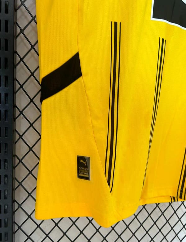 24/25 Borussia Dortmund Home Jersey - Image 4