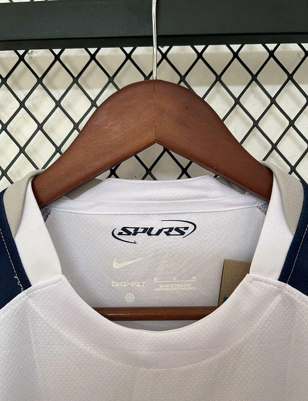 25/26 Tottenham Hotspur Home Jersey - Image 2