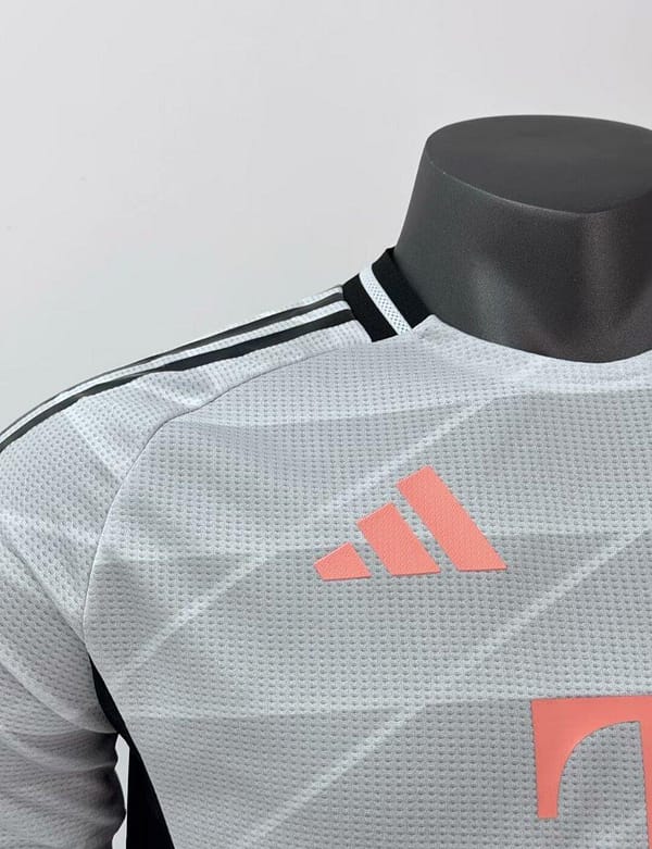 Player Version 25/26 Bayern Munich Away Jersey - Image 3