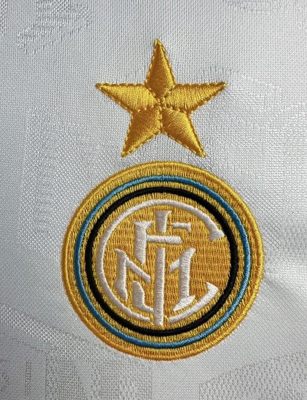 Retro 94/95 Inter Milan Away White Jersey - Image 8