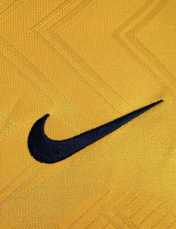 Retro 96/97 Arsenal Away Yellow Long Sleeve Jeresy - Image 4