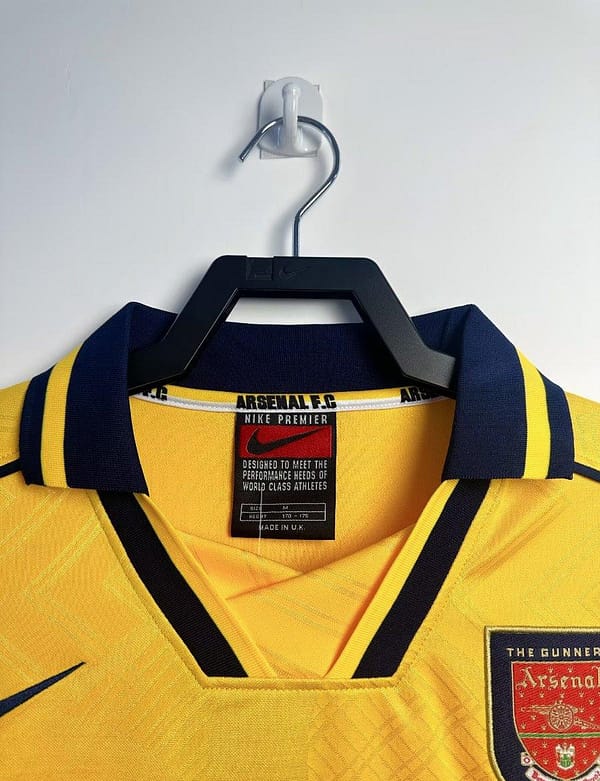 Retro 96/97 Arsenal Away Yellow Long Sleeve Jeresy - Image 6