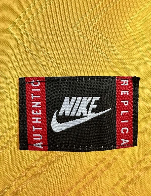 Retro 96/97 Arsenal Away Yellow Long Sleeve Jeresy - Image 7