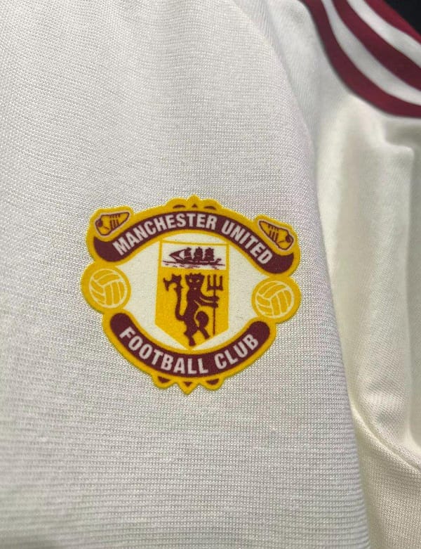24/25 Manchester United Cotton Beige T-shirt Jersey - Image 6