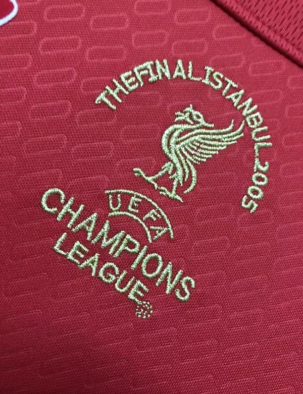 Retro 04/05 Liverpool Home Long Sleeve Jersey - Image 10
