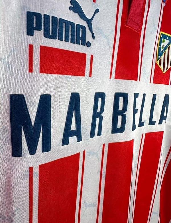 Retro 04/05 Long Sleeve Atletico Madrid Home Jersey - Image 6