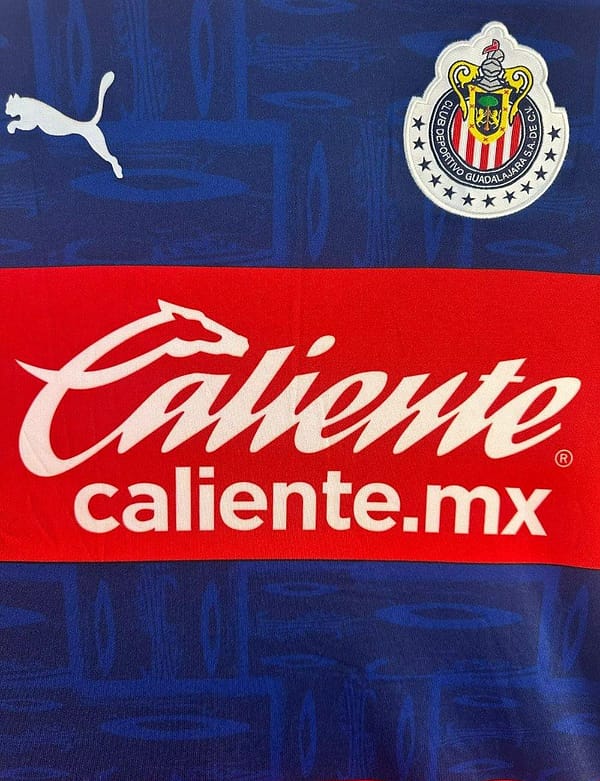 Retro 19/20 Chivas Guadalajara Away Long Sleeve Jersey - Image 6