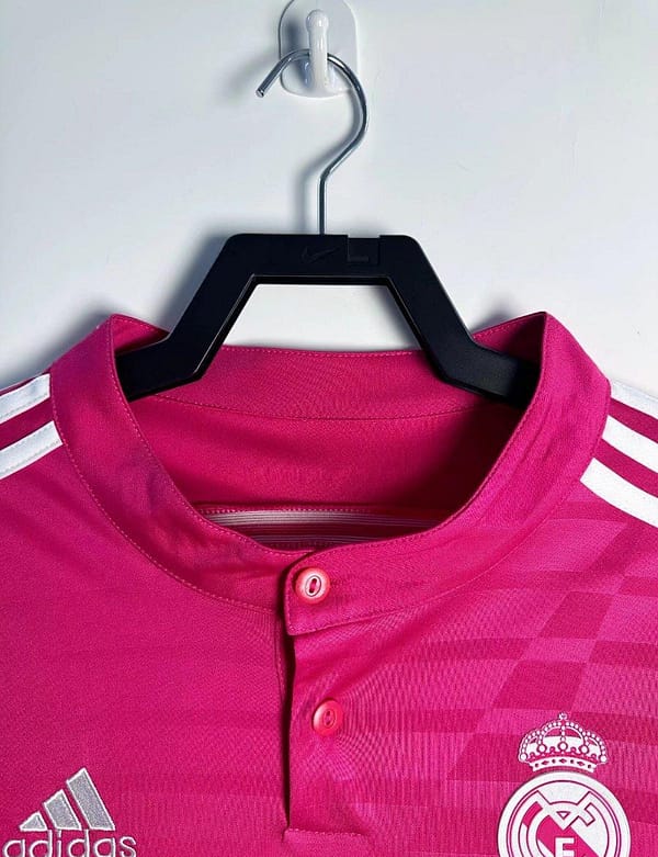 Retro 14/15 Real Madrid Away Pink Long Sleeve Jersey - Image 3