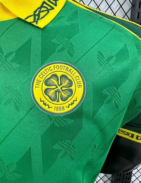 Player Version 24/25 Celtic FC LFSTLR Green Jersey - Image 8