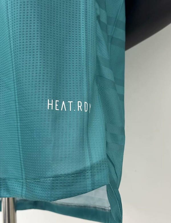 Player Version 25/26 Liverpool Third Leaked Jersey - Image 4