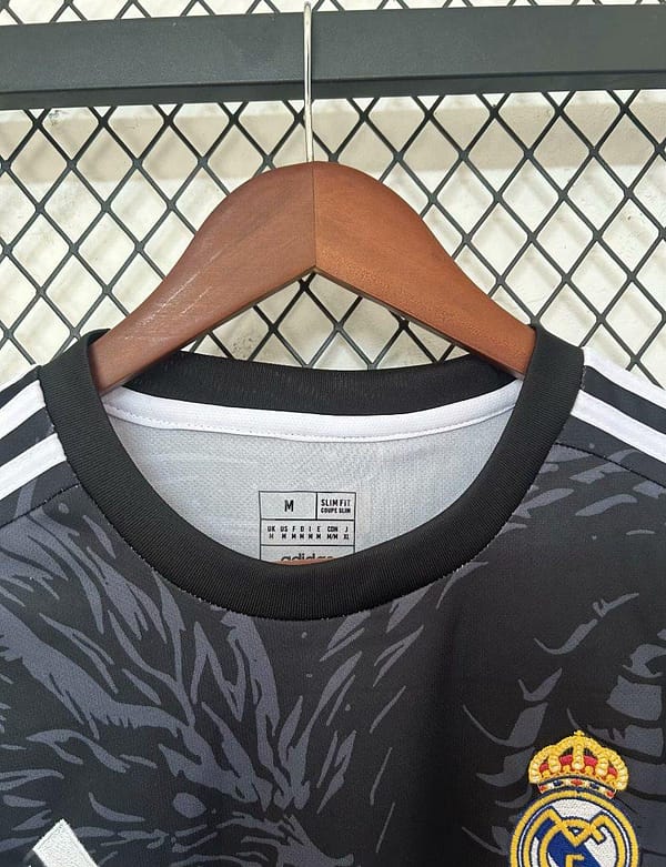 25/26 Real Madrid "Obsidian Dragon" Special Purple Jersey - Image 4