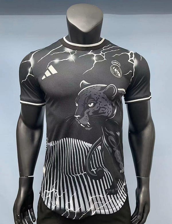Player Version 24/25 Real Madrid Black Panther Special Jersey - Image 3
