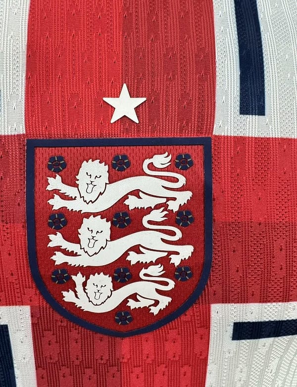 Player Version 2024 England Flag Concept Jersey - Image 3
