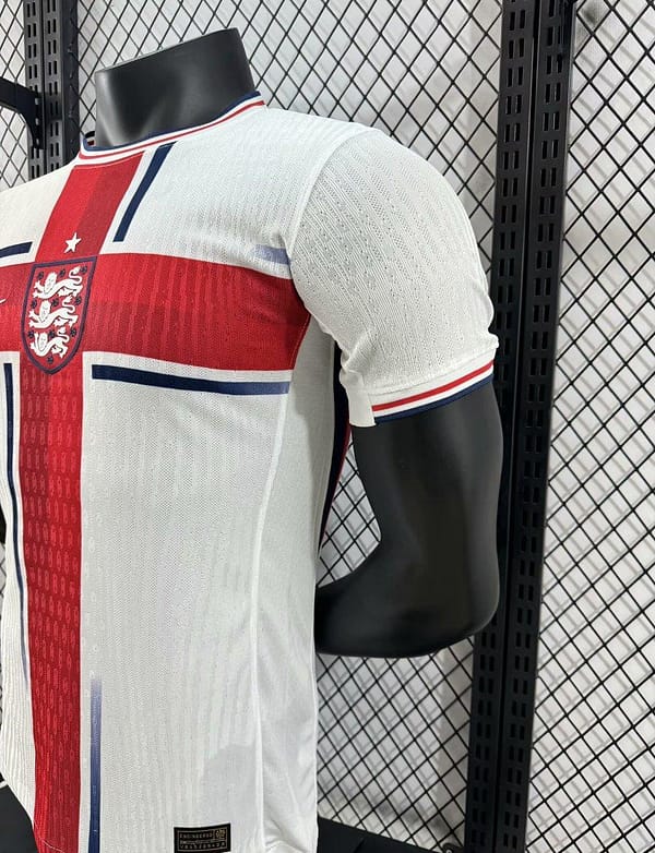 Player Version 2024 England Flag Concept Jersey - Image 9