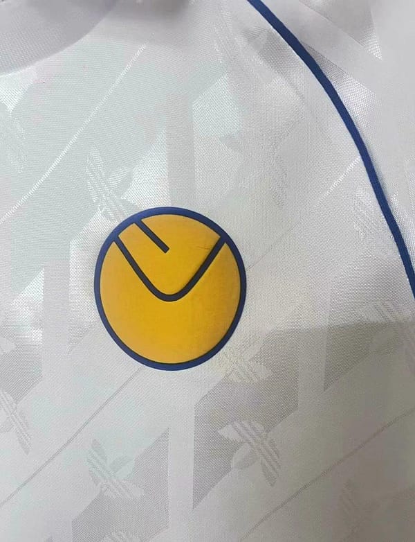 24/25 Leeds United  Adidas LFSTR Retro Long Sleeve White Jersey - Image 5