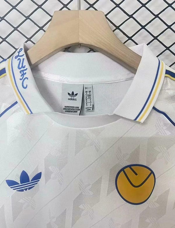 24/25 Leeds United  Adidas LFSTR Retro Long Sleeve White Jersey - Image 6