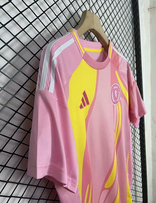 2025 Scotland Away Pink Jersey - Image 3