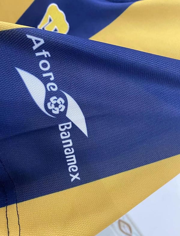 Retro 00/01 Pumas UNAM Home Jersey - Image 5