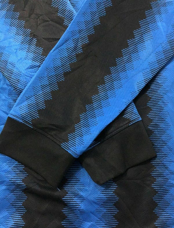 Retro 10/11 Inter Milan Home Long Sleeve Jersey - Image 11