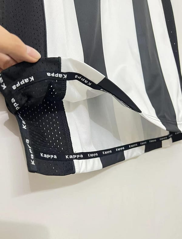 Retro 97/99 Juventus Home Soccer Jersey - Image 2