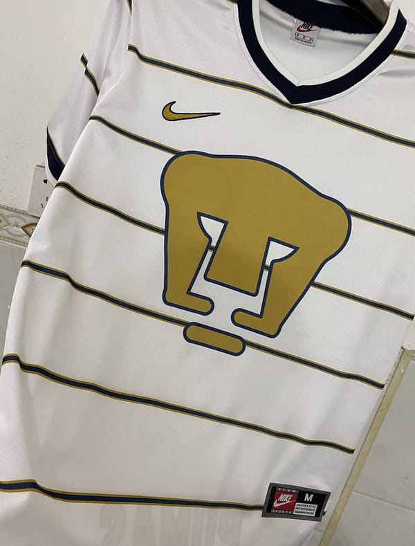 Retro 97/98 Pumas UNAM Away White Jersey - Image 3