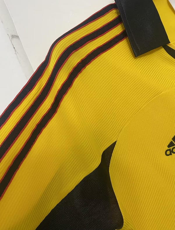 Retro 99/00 AC Milan Away Yellow Jersey - Image 7