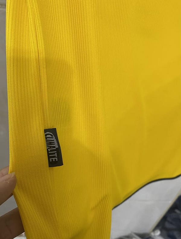 Retro 99/00 AC Milan Away Yellow Jersey - Image 9