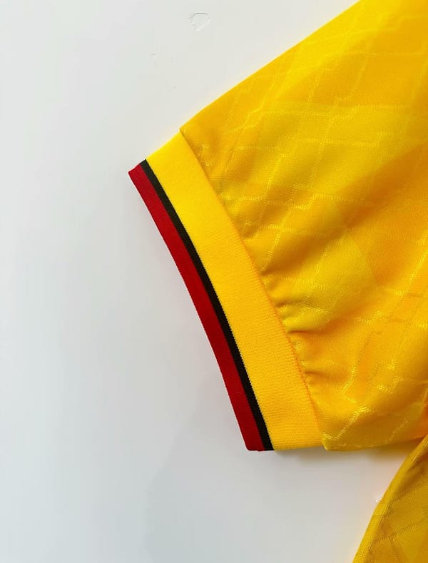 Retro 95/96 AC Milan Third Yellow Jersey - Image 8