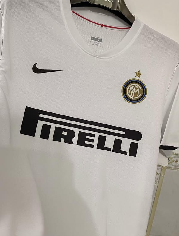 Retro 08/09 Inter Milan Away Jersey - Image 3