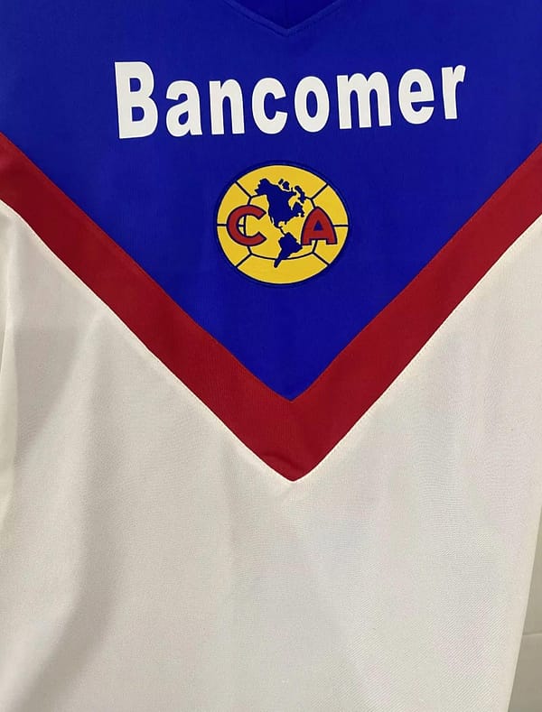Retro 98/99 Club America Away White Jersey - Image 3