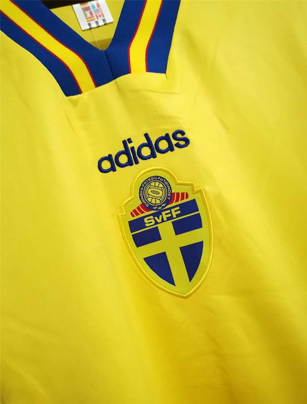 Retro 1994 Sweden Home Jersey - Image 7
