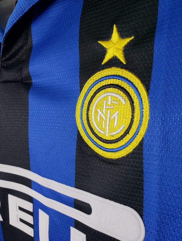 1998 models long-sleeved retro Inter Soccer Jersey - Image 3