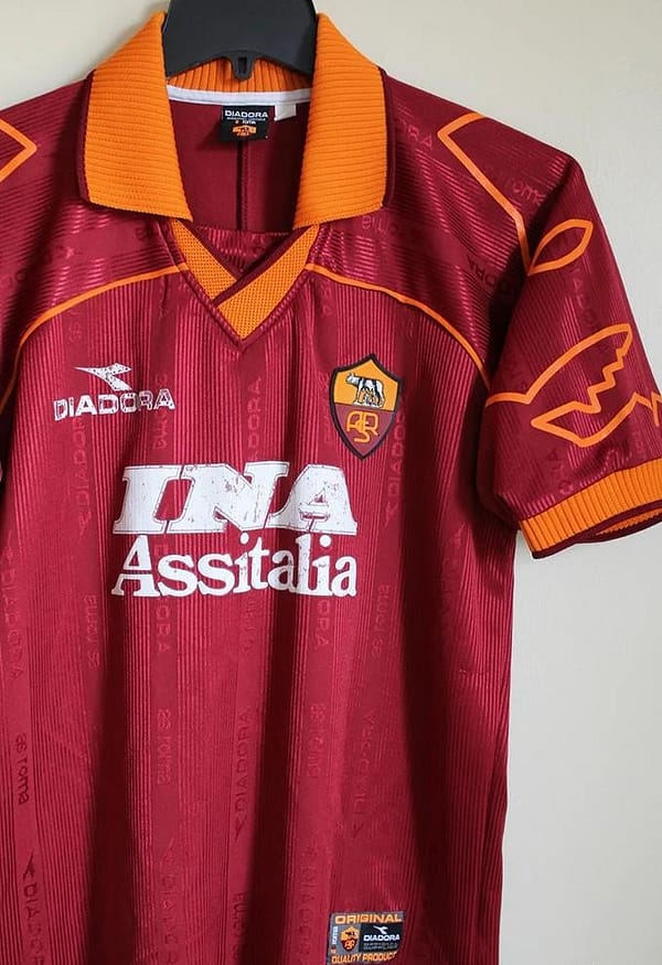 Retro 99/00 AS Roma Home Jersey - Image 3