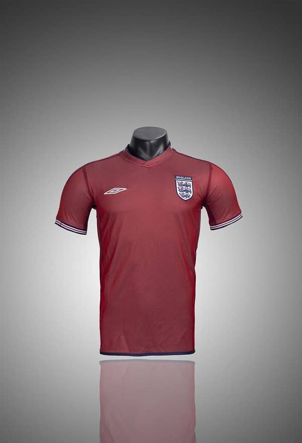 Retro 2002 England Away Reversible (Red/Navy) Soccer Jersey