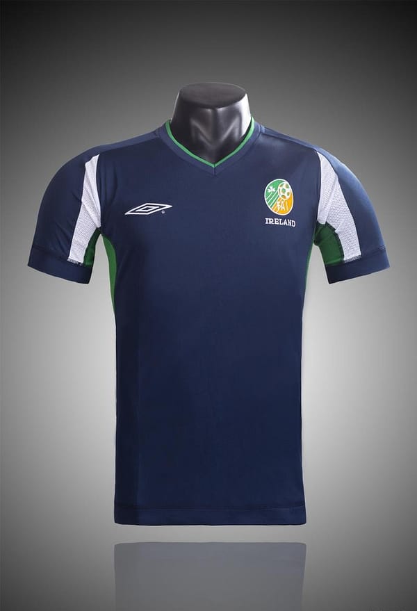 RETRO 02 Ireland Third Soccer Jersey