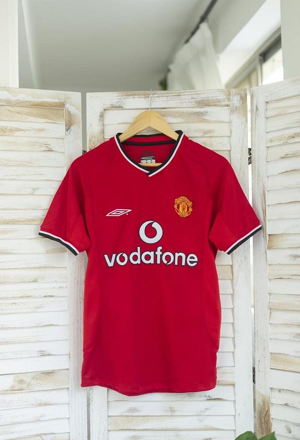 RETRO 00/02 Manchester United Home Soccer Jersey - Image 9