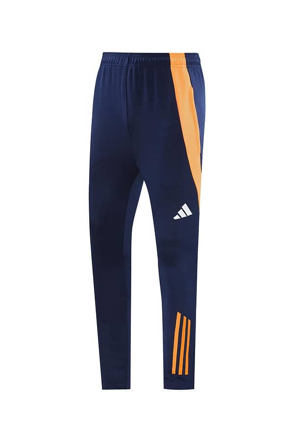 24/25 Real Madrid White Full Zipper Jacket +Long Pants - Image 19