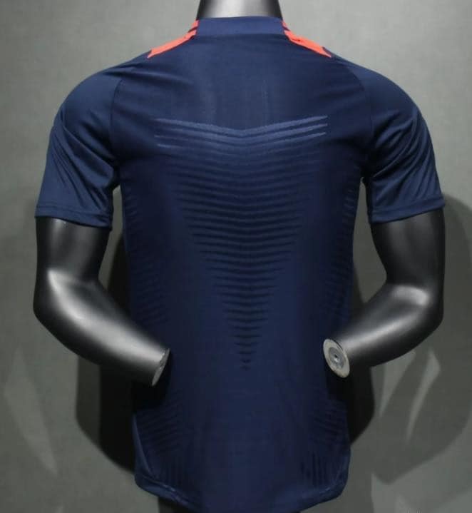 Player Version 24/25 Manchester United Navy Pre-Match Jersey - Image 3