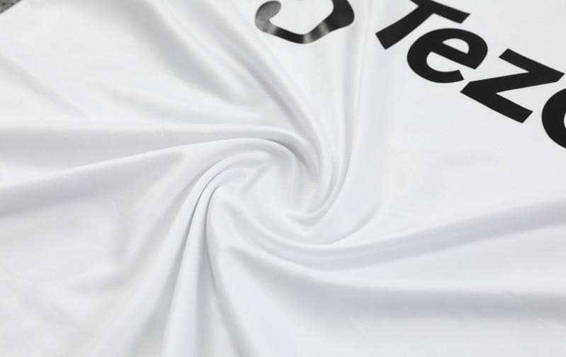 24/25 Manchester United White Short Sleeve Jeresy+Shorts - Image 7